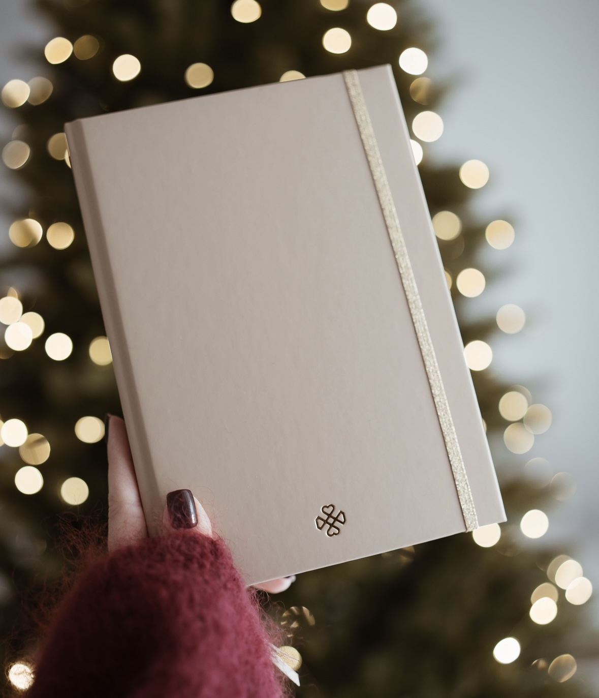 minimalistyczny beżowy planer kalendarz 2025 planner dzienny