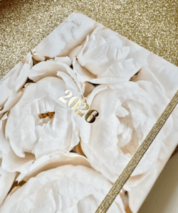 białe piwonie kalendarz planer 2026 dzienny tygodniowy DREAM & CREATE